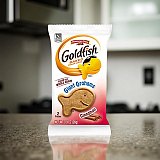 Giant Grahams Shaped Cinnamon Goldfish | .9 Oz, 30 Pack View 3