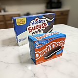 Hostess Suzy Q's vs. Drake's Devil Dogs Combo Pack, Cream Filled Chocolate Snack Cakes, 1 Each View 5