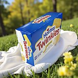 Hostess Twinkies & Cupcakes 20 Twinkies & 16 Cupcakes Ind. Wrapped 36 Total Dessert Cakes View 4