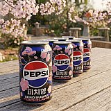 Imported Zero Sugar Sodas & Drinks 6 Pack | Choose Your Flavor Lemon Coke Zero, Pepsi Lime Zero, Fanta Peach Zero & More View 5