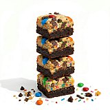 Killer Brownie Kitchen Sink Brownie Bites, 9 oz Tray (8 Bites) -  Blondie & Brownie with Caramel, Chocolate Chips, M&M’s & Sprinkles View 3