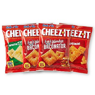 Cheez-It Ultimate Variety Pack 4 Pack, Featuring Wendy's Baconator, White Cheddar & Original 3 oz Grab & Go Bags - Specialty Snack by Cheez-It